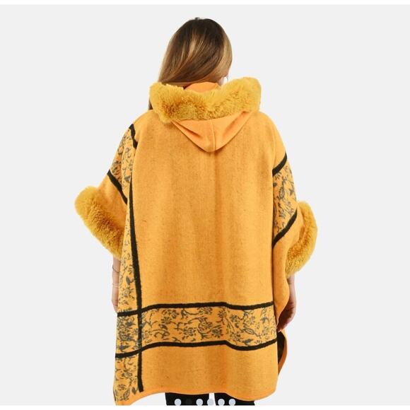 Instyle Yellow Plaid Faux Fur Ruana - One Size Fits Most - Picture 2 of 6